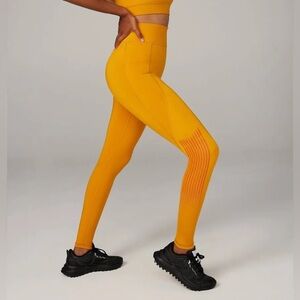 Savage X Fenty Women’s “Golden Era” Yellow Band It High‑Waist Leggings Size M